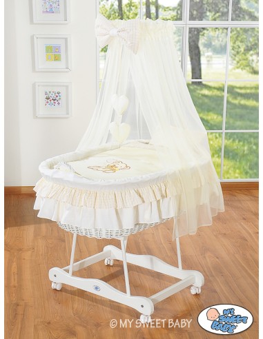 Moses Basket/Wicker drape crib- Bear with bow cream