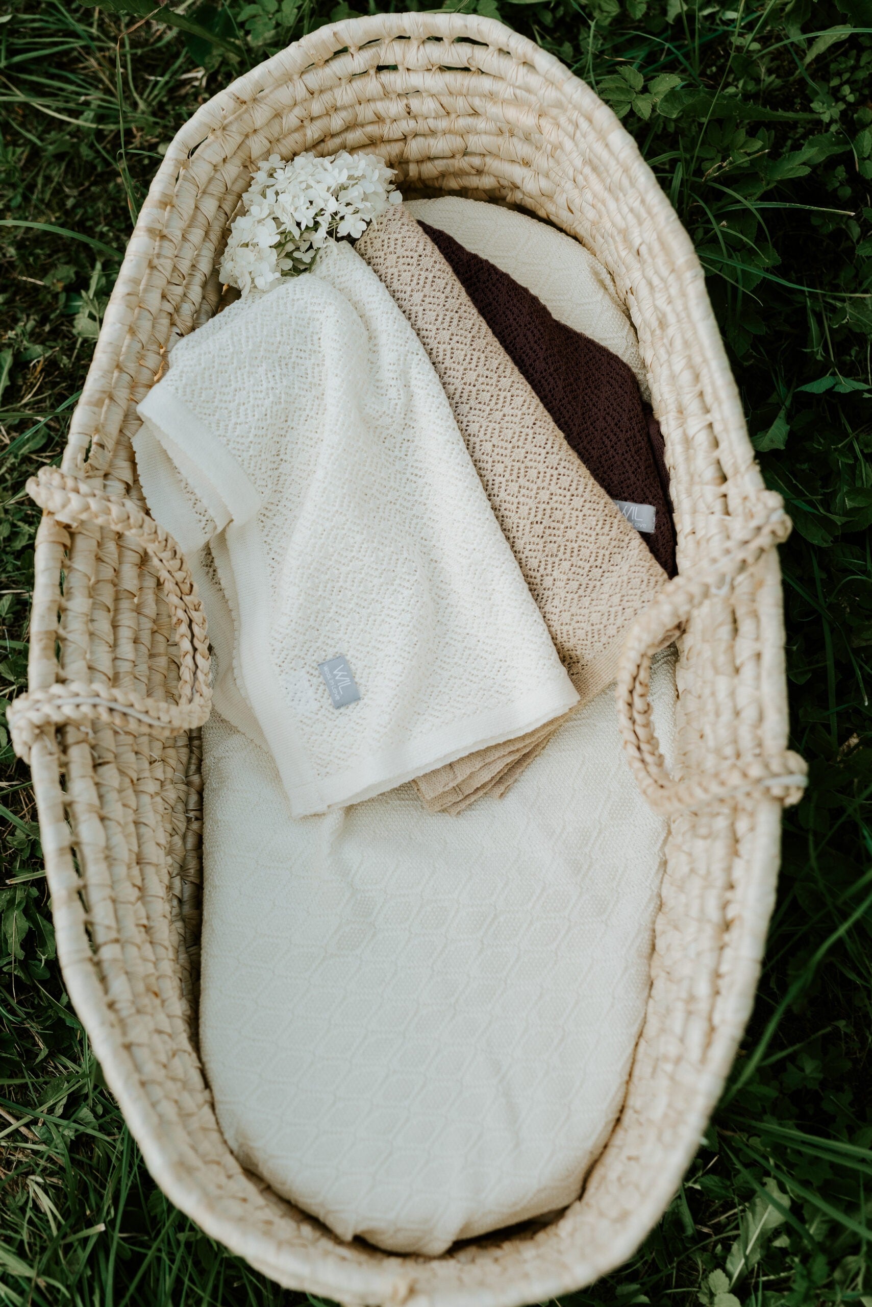 Merino wool baby blanket DELIGHT